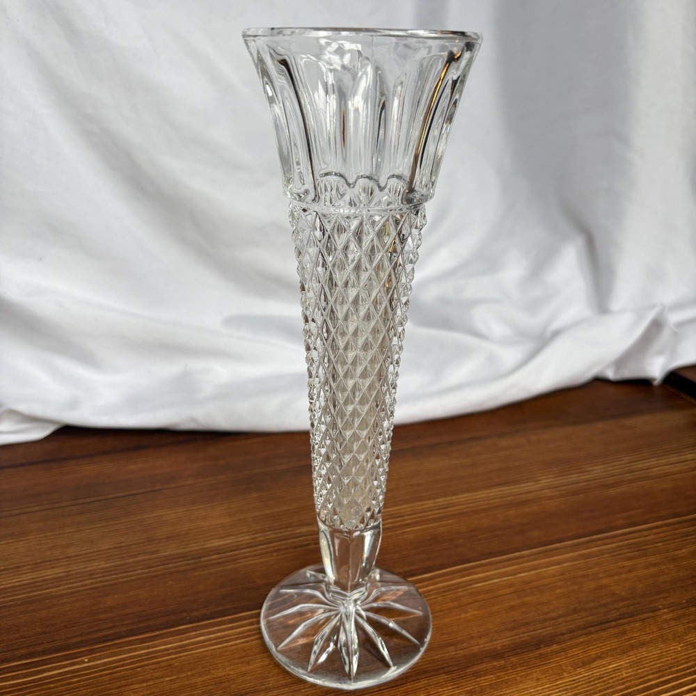 Vintage West Germany Crystal 10" Starburst Footed Trumpet Bud Vase Annahütte